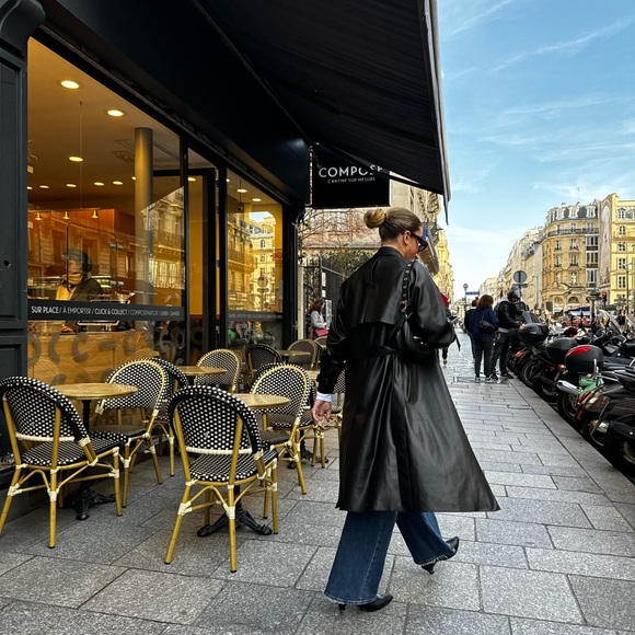 Meet your Posher, Maya - Picture 1 of 1